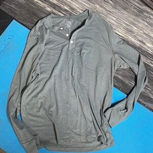 J. Crew Factory Men's Long Sleeve Gray Henley